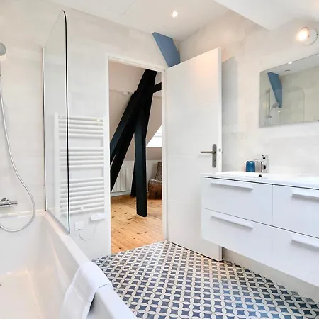 House Villa *